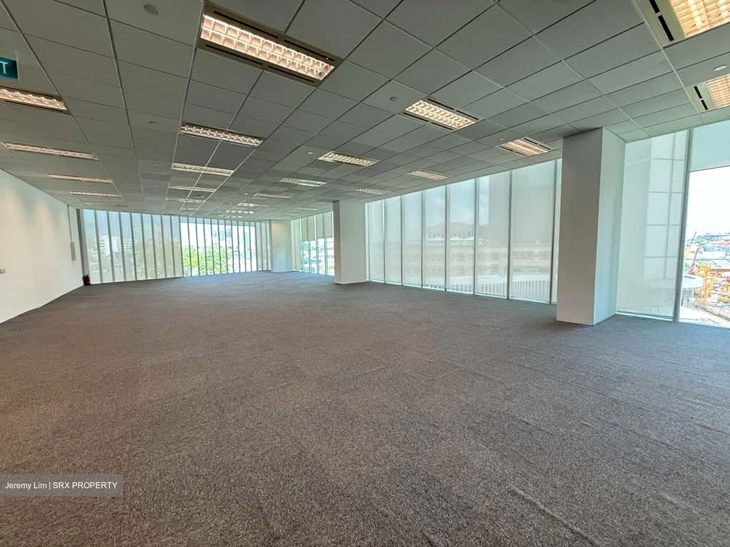 Newton 200 (D11), Office #556182451